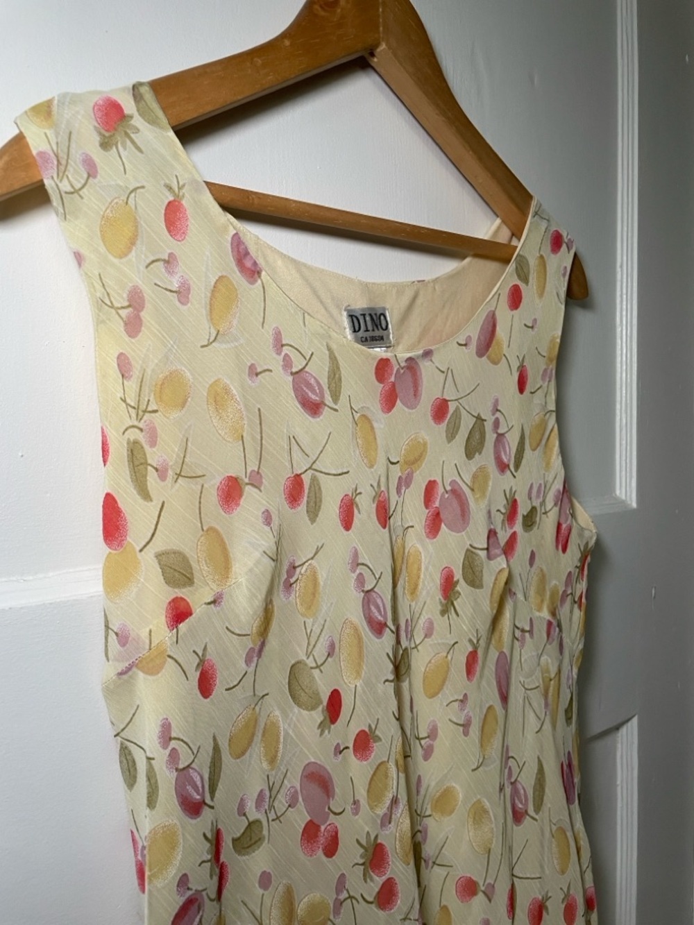 Vintage 90s DINO fruit dress-Size M - Picture 4 of 12